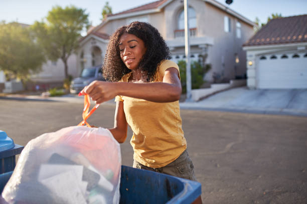 Best Commercial Cleanout Services  in Long Beach, WA